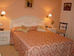 Bed and BreakfastA and A(Firenze - Porta al Prato)